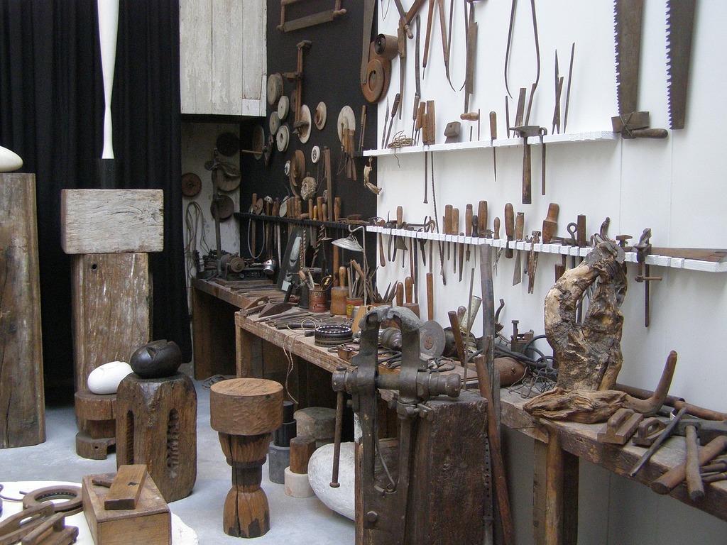 plaster of paris workshop tools