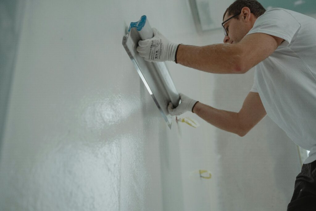 The Real Cost to Plaster a Room: Expert Guide Reveals Hidden Expenses