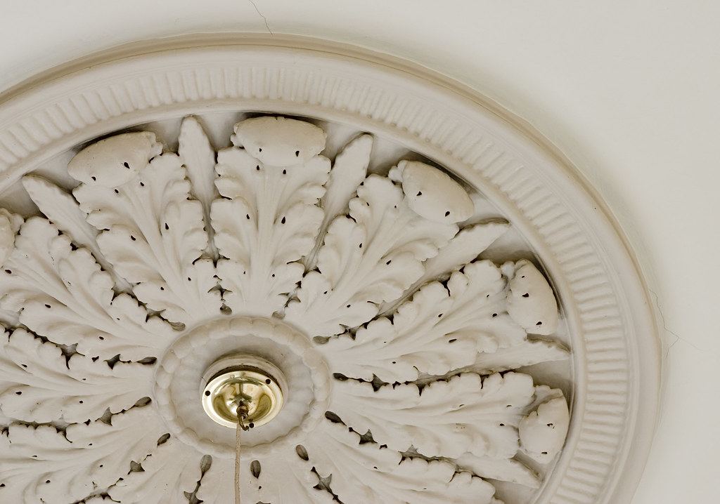 Plaster Moulding Secrets: A Complete Guide to Period-Perfect Cornices